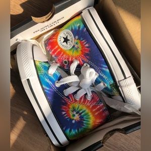 NIB Toddler Converse High Tops
